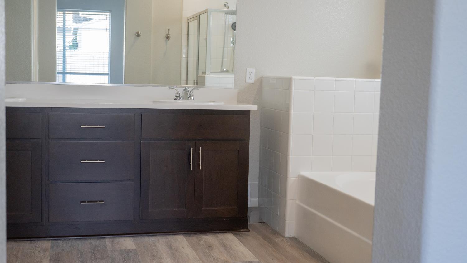 2531 Granite Dr, Atwater, CA 95301