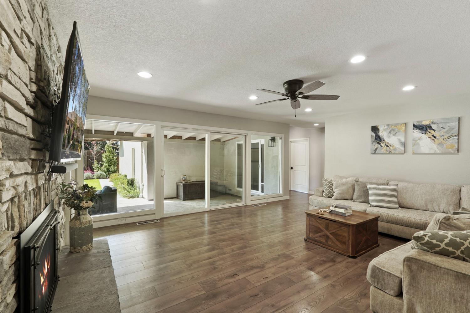 3109 Yorkshire Ln, Modesto, CA 95350