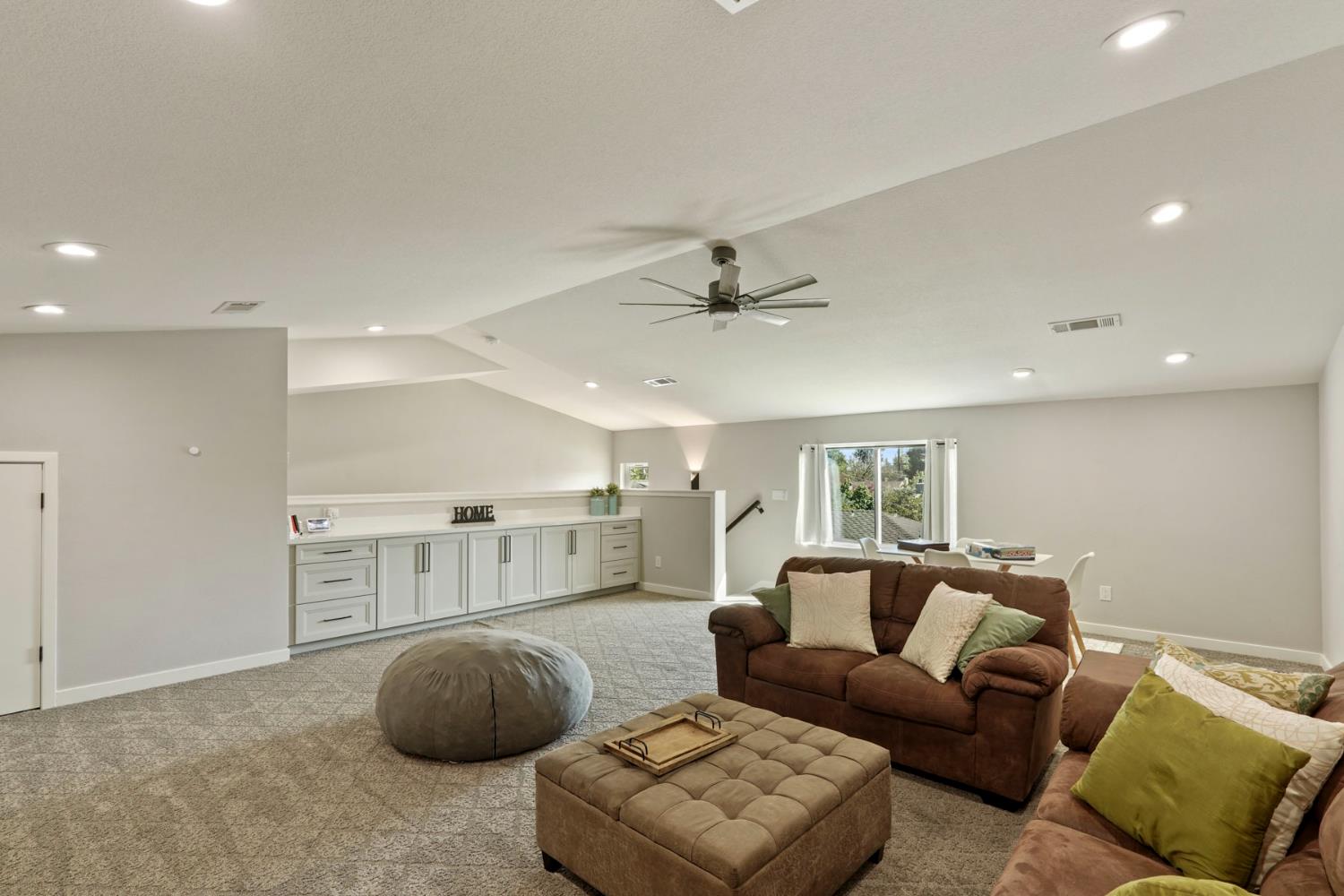 3109 Yorkshire Ln, Modesto, CA 95350