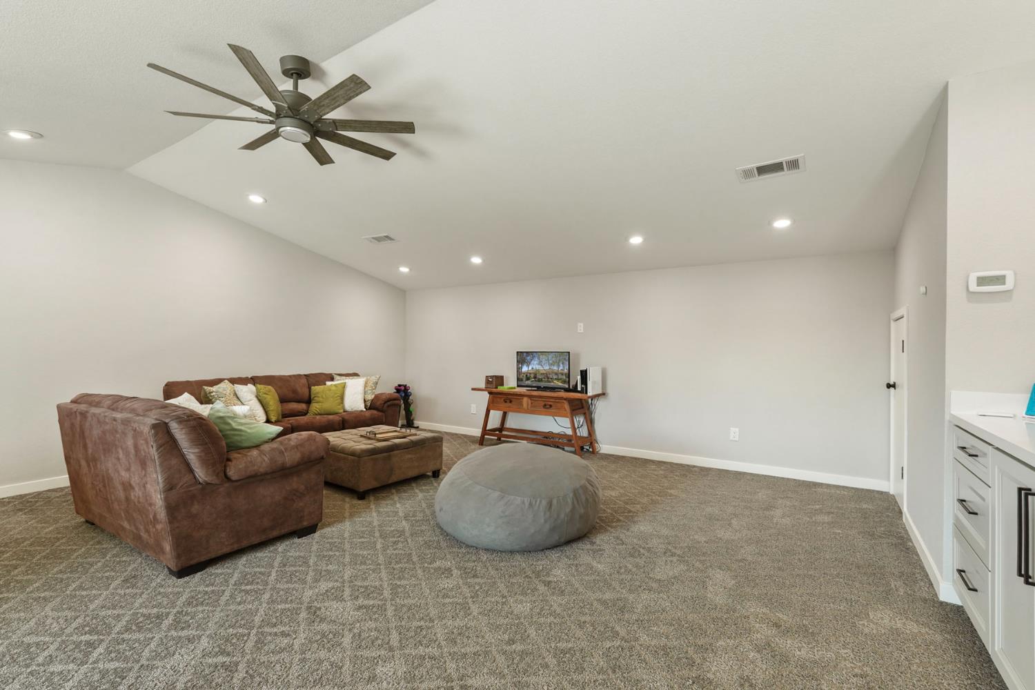 3109 Yorkshire Ln, Modesto, CA 95350