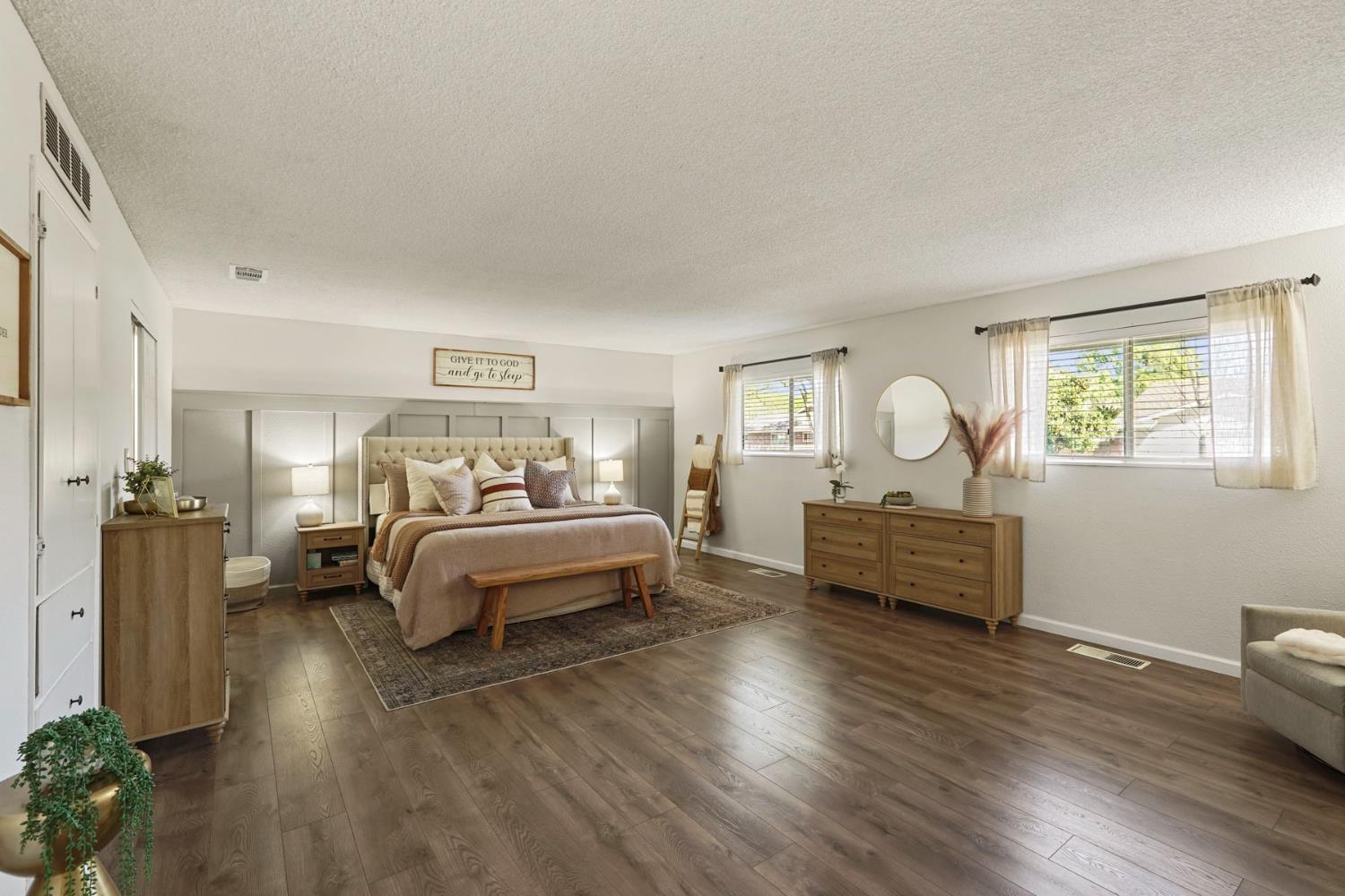 3109 Yorkshire Ln, Modesto, CA 95350