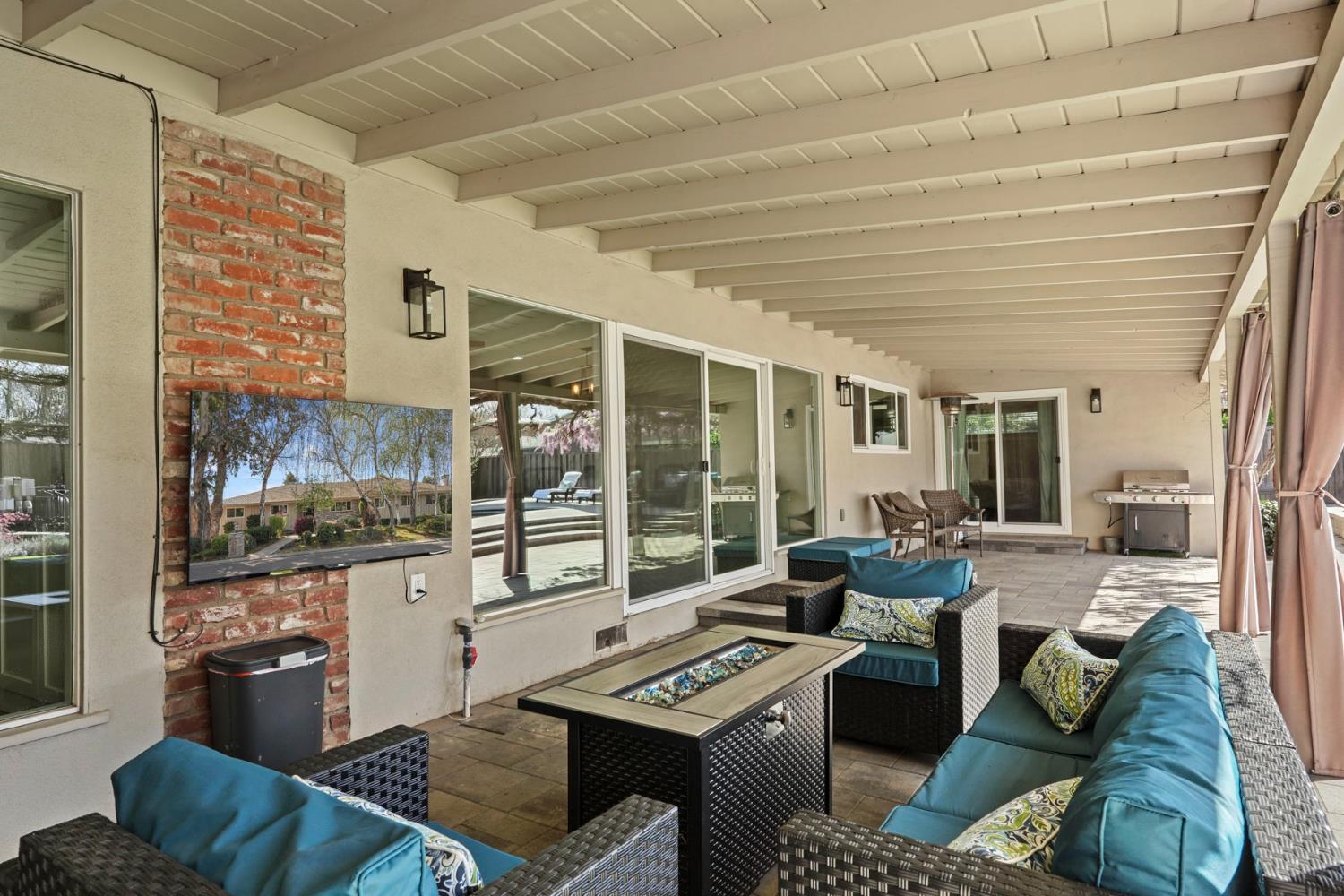 3109 Yorkshire Ln, Modesto, CA 95350