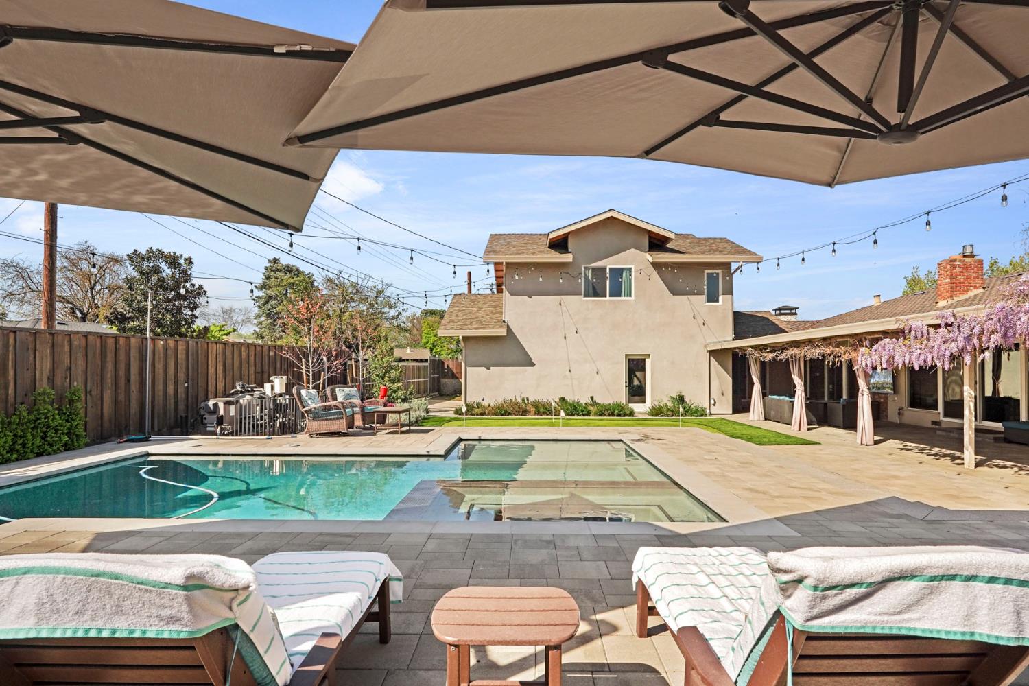 3109 Yorkshire Ln, Modesto, CA 95350