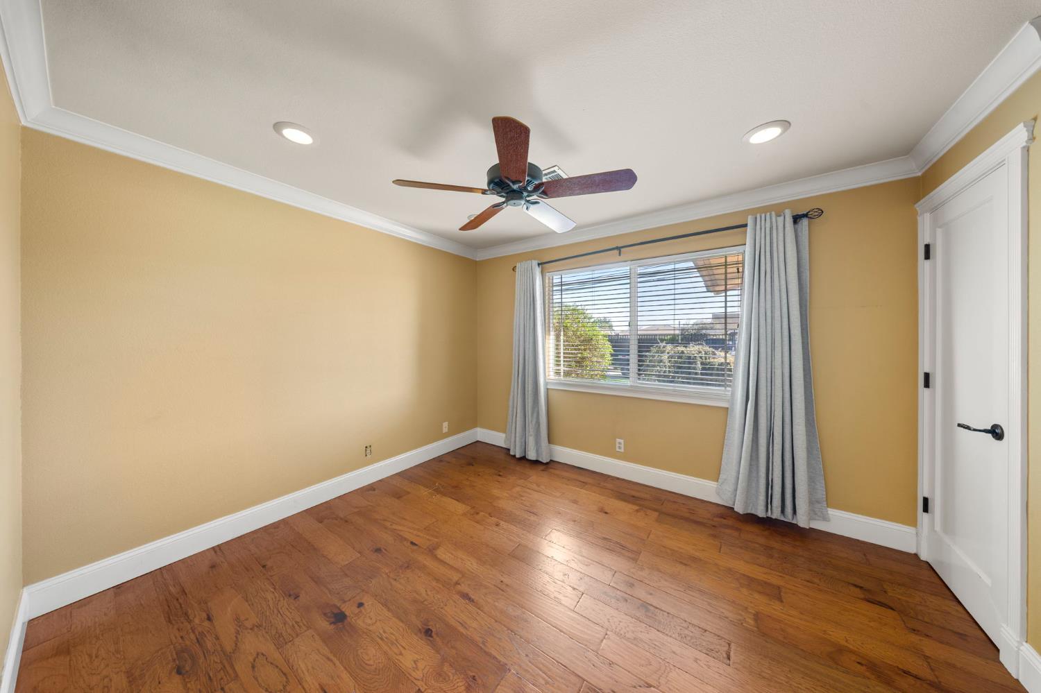 4225 Santa Fe St, Riverbank, CA 95367