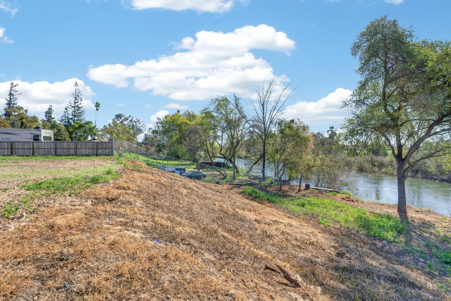 0 Paradise Rd, Modesto, CA 95351