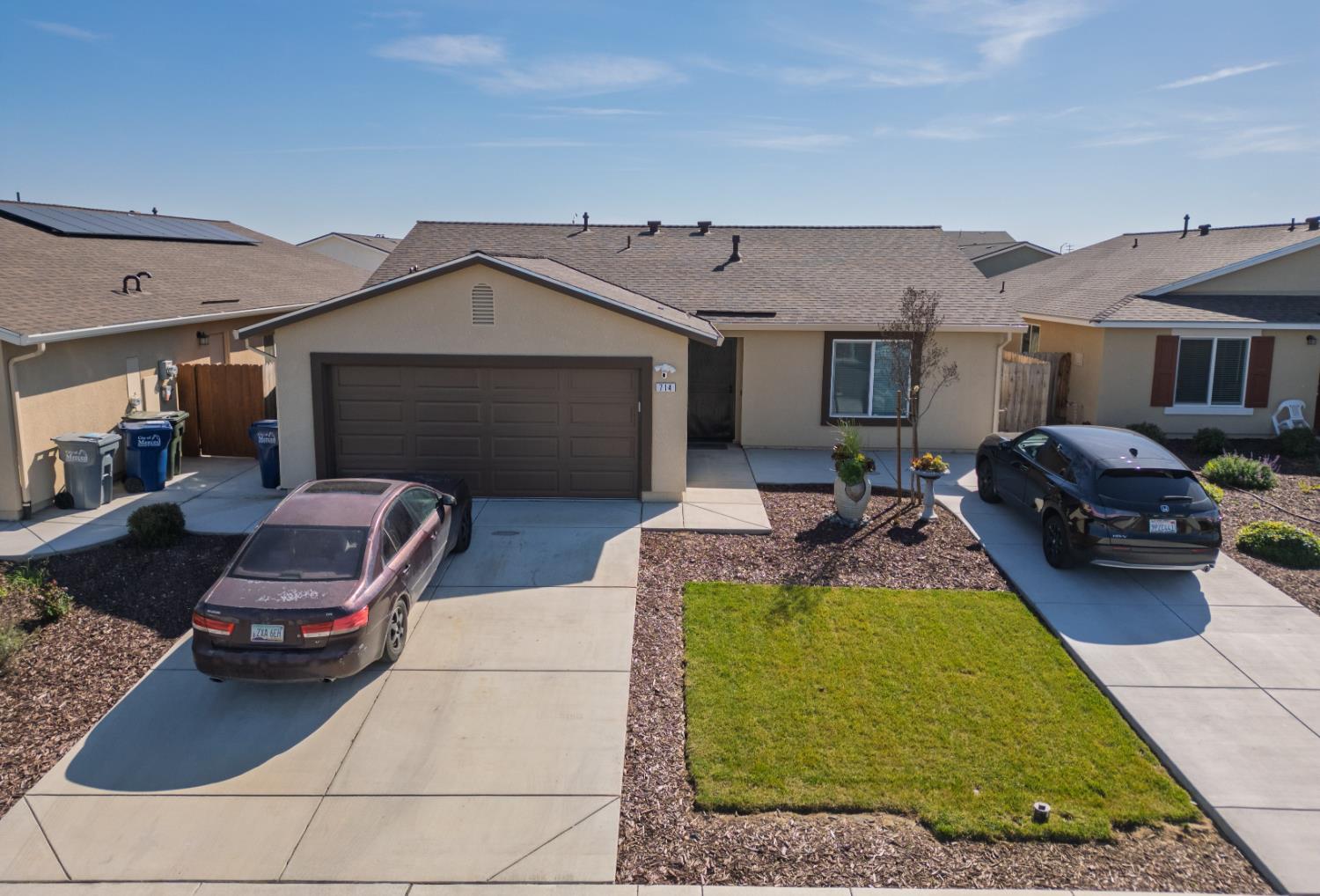714 Dean Ct, Merced, CA 95341