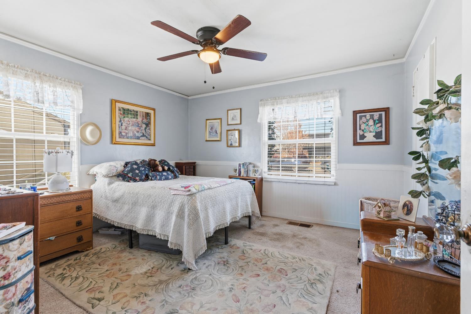 621 Poplar St, Oakdale, CA 95361