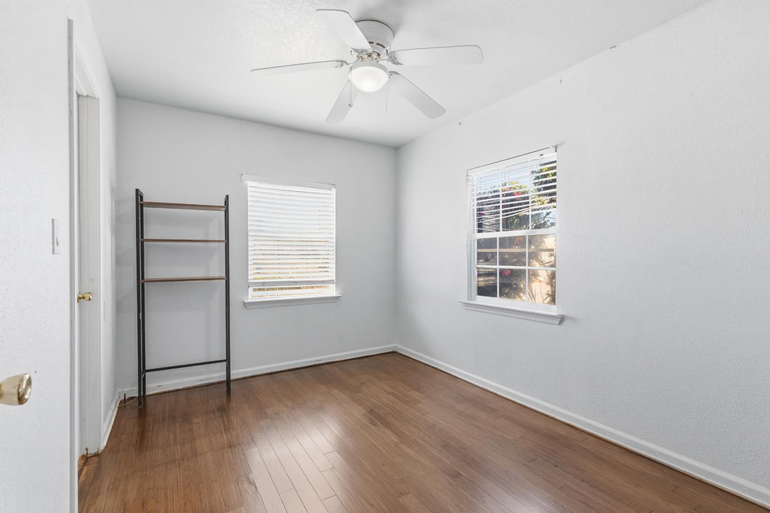 621 Poplar St, Oakdale, CA 95361