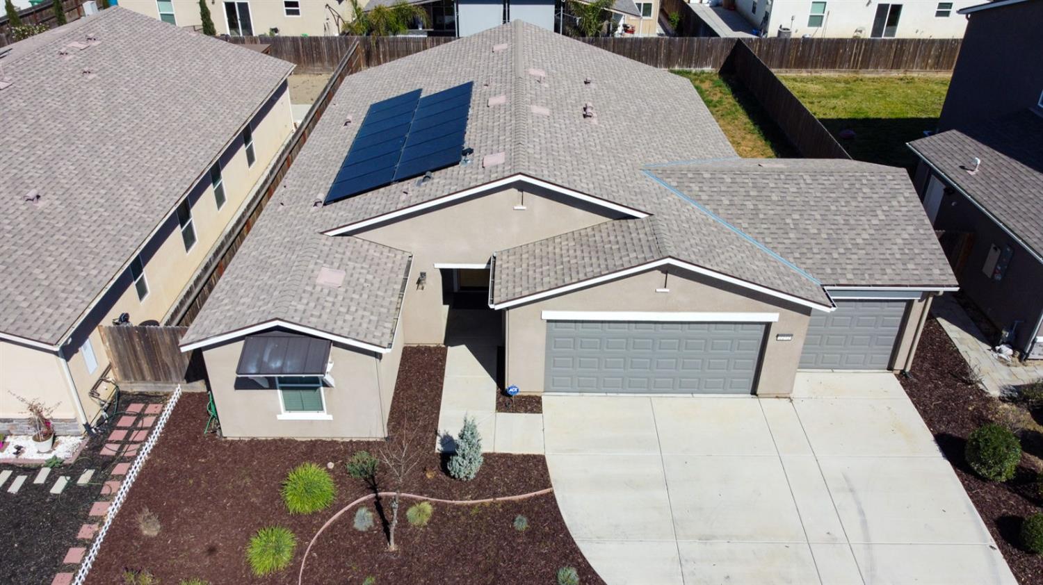 2272 Owens Ct, Los Banos, CA 93635