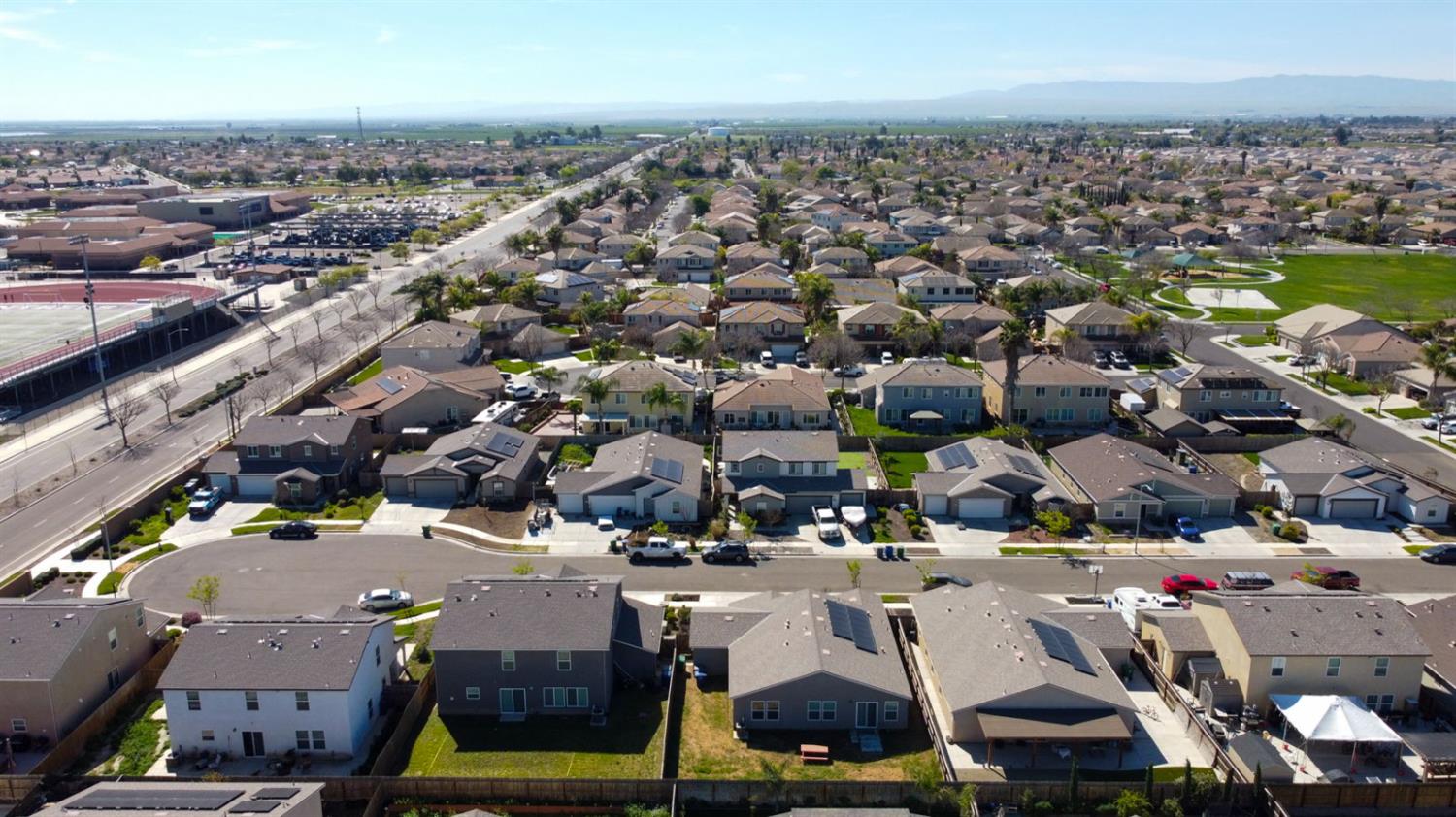 2272 Owens Ct, Los Banos, CA 93635