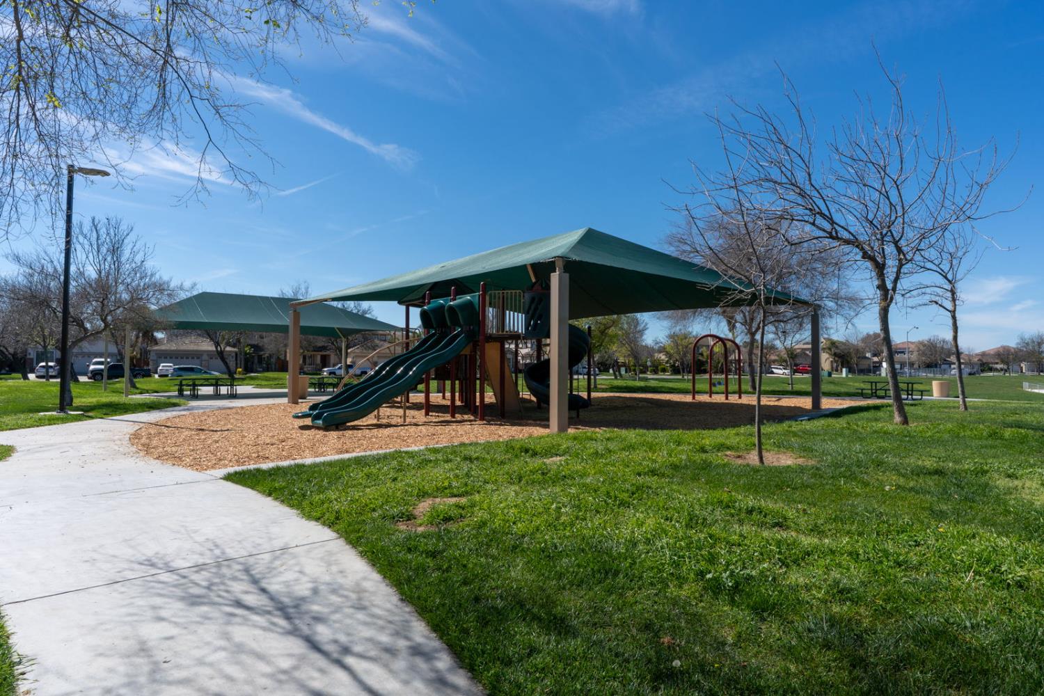 2272 Owens Ct, Los Banos, CA 93635