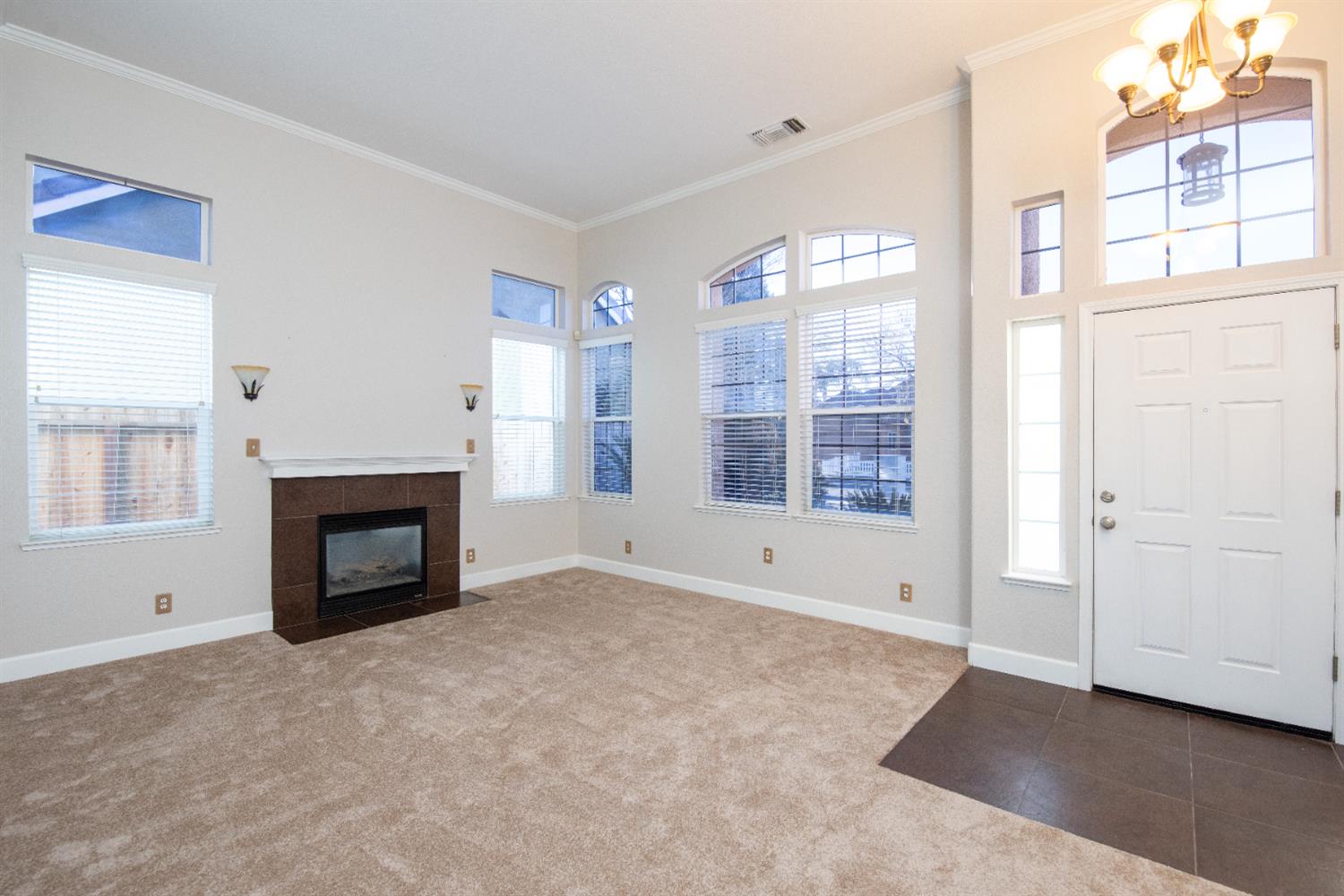 3601 Chant Dr, Modesto, CA 95355