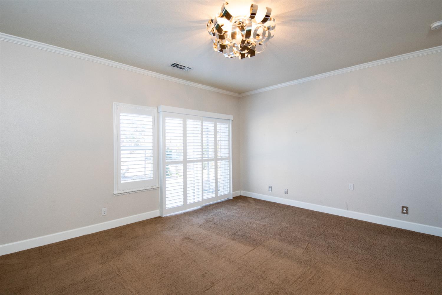 3601 Chant Dr, Modesto, CA 95355