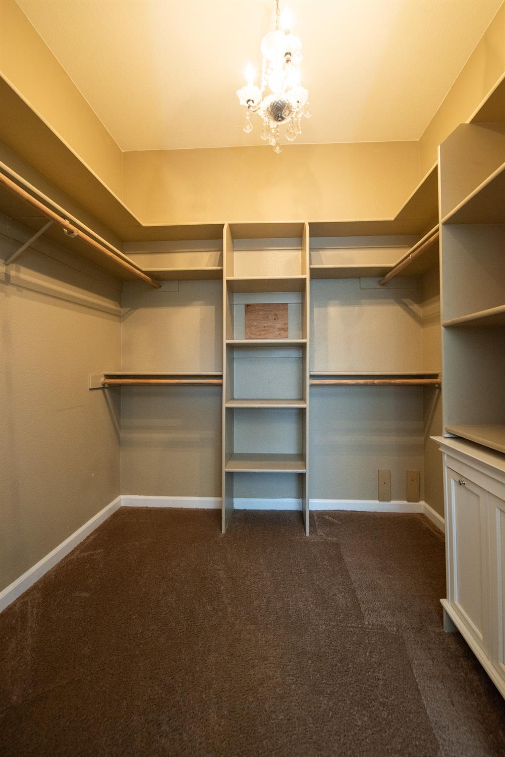 3601 Chant Dr, Modesto, CA 95355