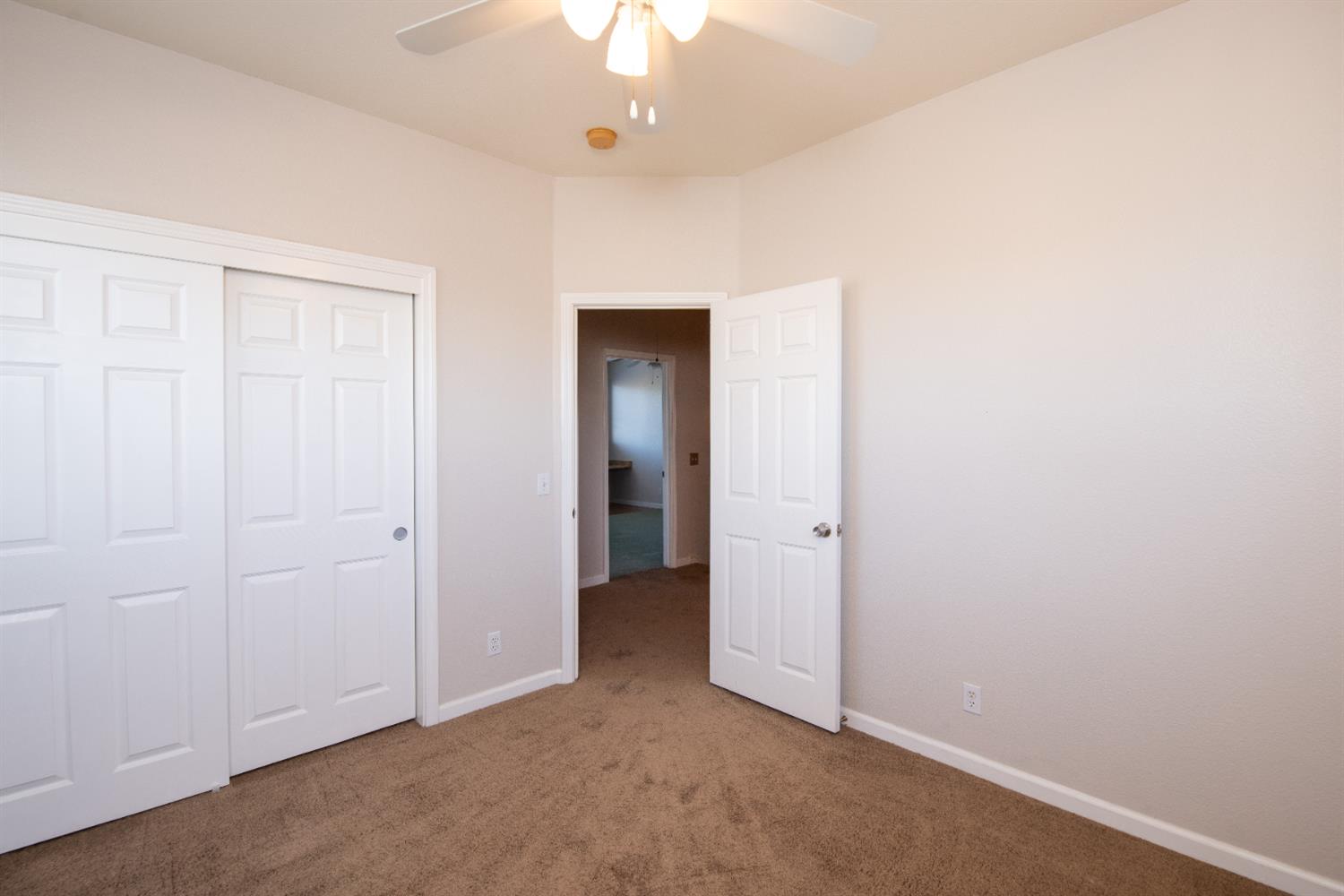 3601 Chant Dr, Modesto, CA 95355