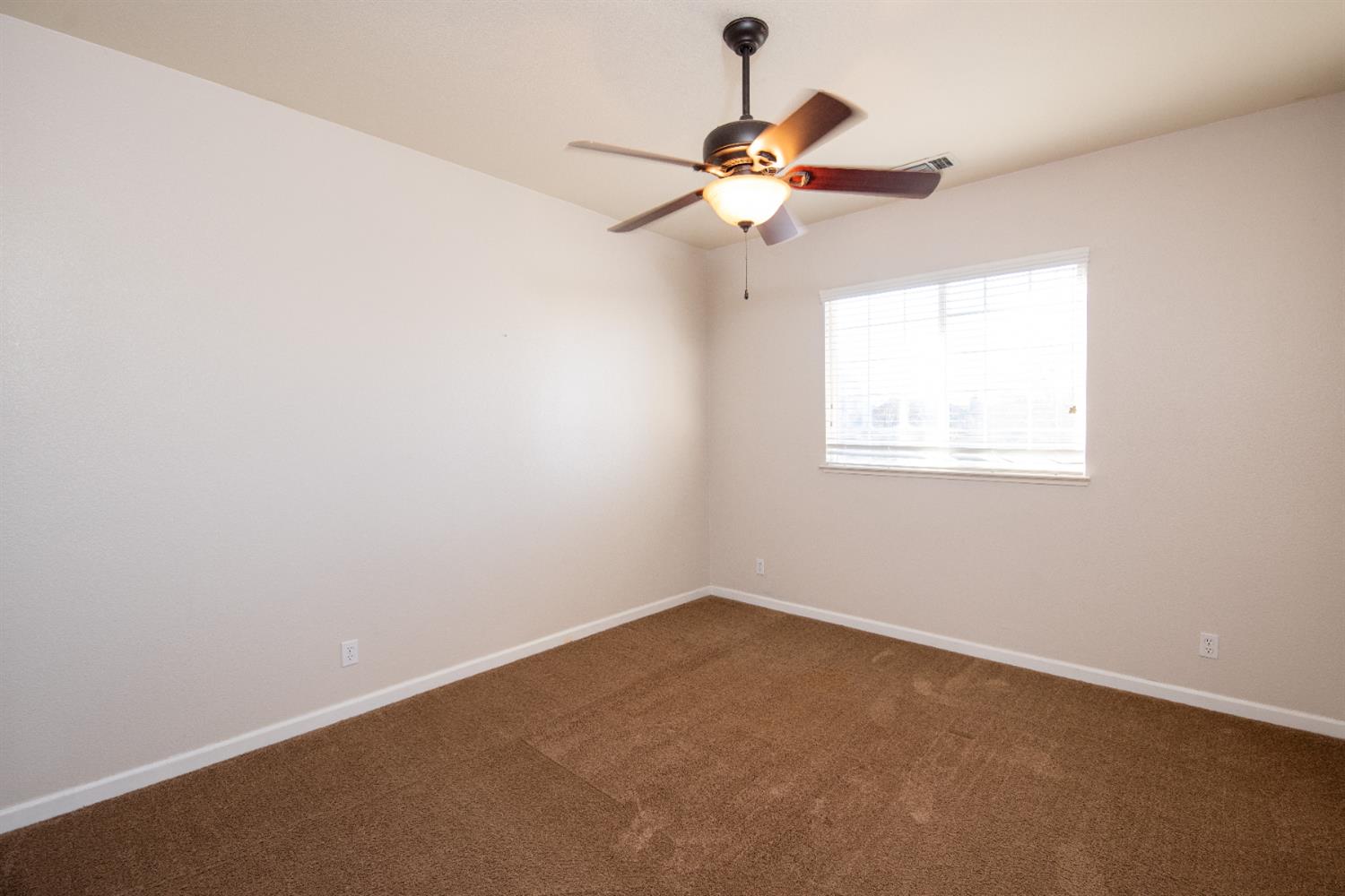 3601 Chant Dr, Modesto, CA 95355