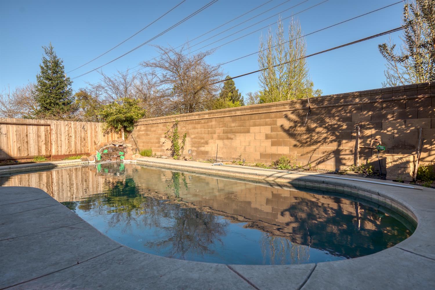 3601 Chant Dr, Modesto, CA 95355