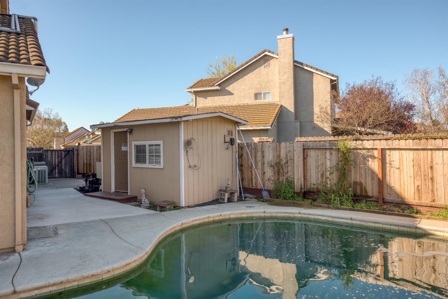 3601 Chant Dr, Modesto, CA 95355