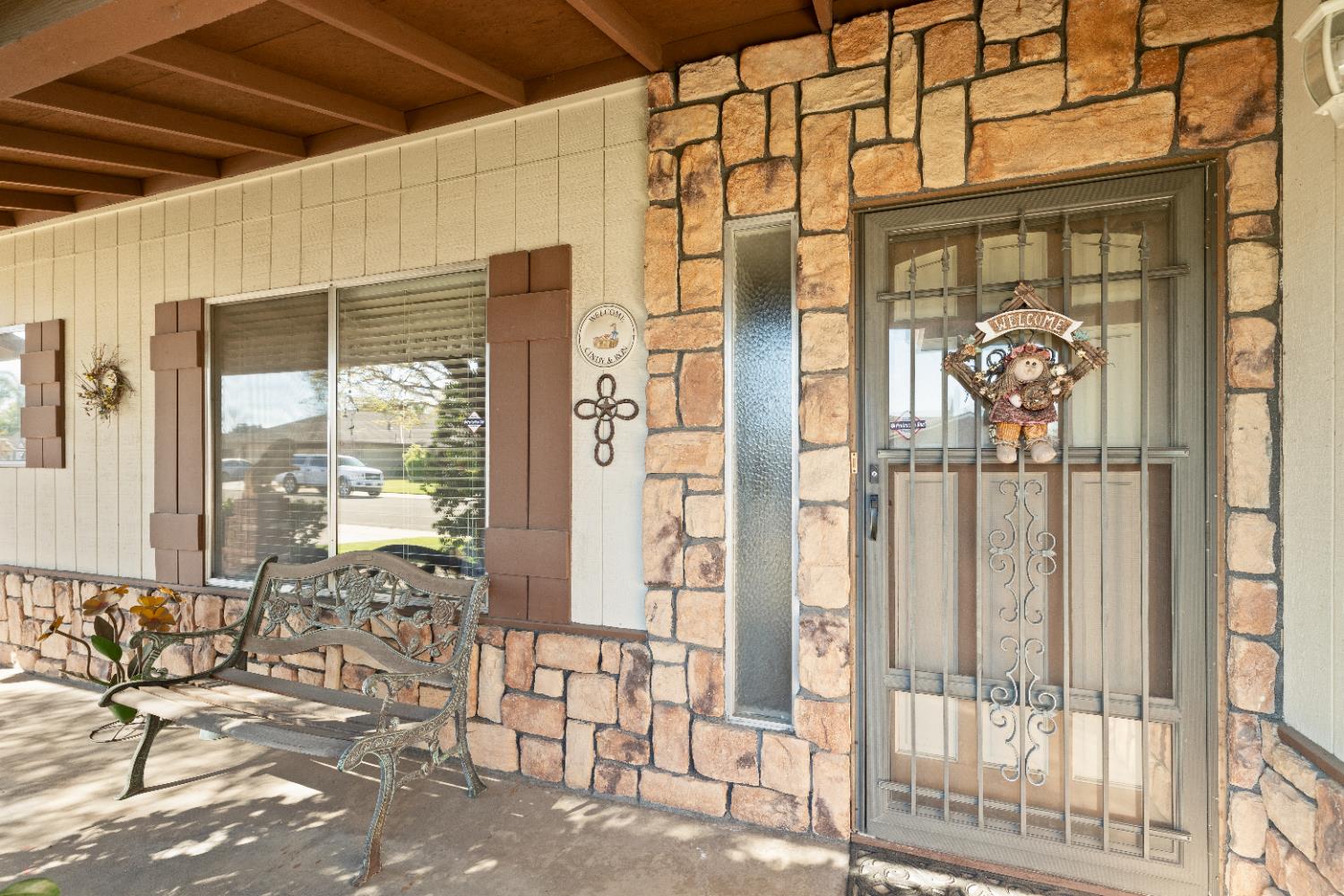 1001 Zinfandel Pl, Modesto, CA 95351