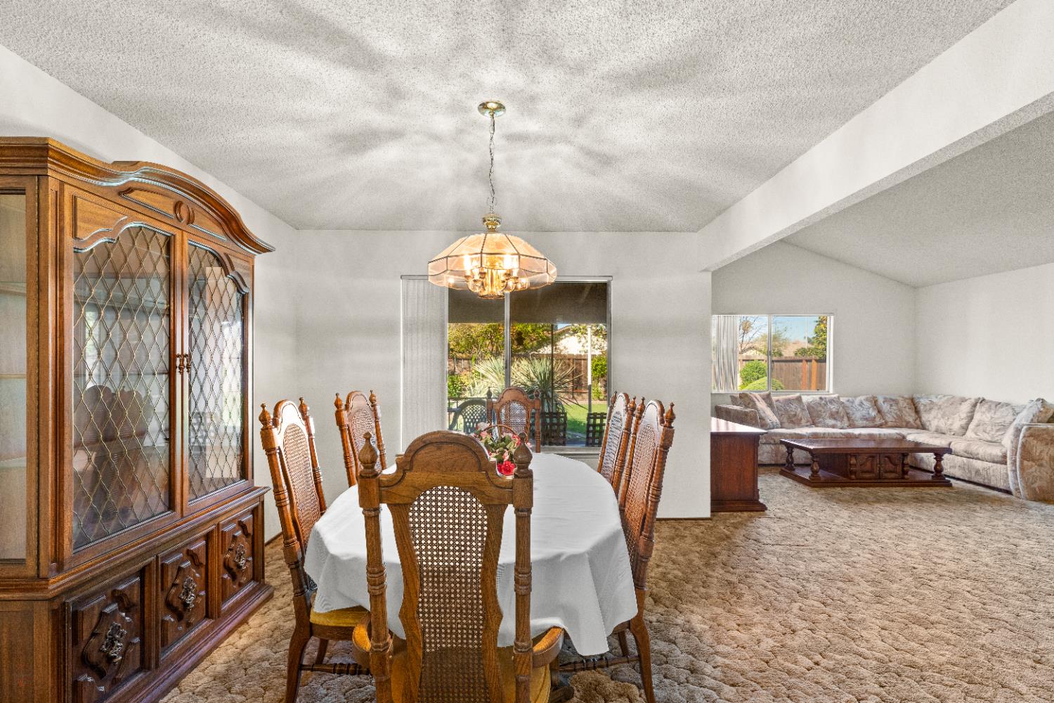 1001 Zinfandel Pl, Modesto, CA 95351