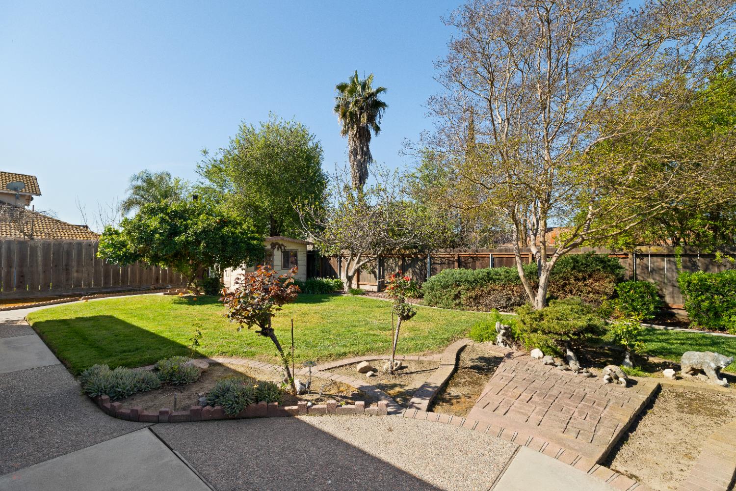 1001 Zinfandel Pl, Modesto, CA 95351