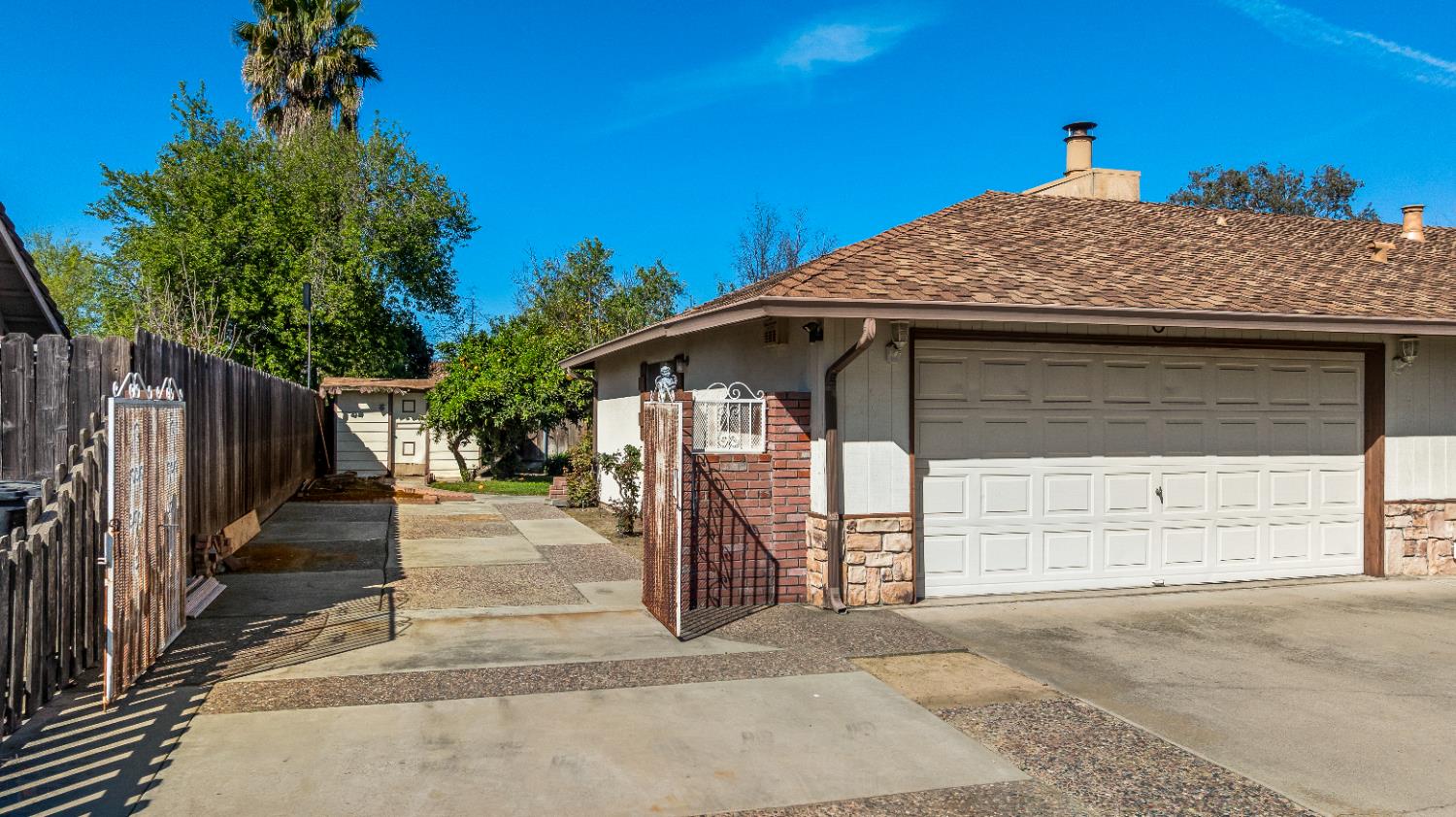 1001 Zinfandel Pl, Modesto, CA 95351