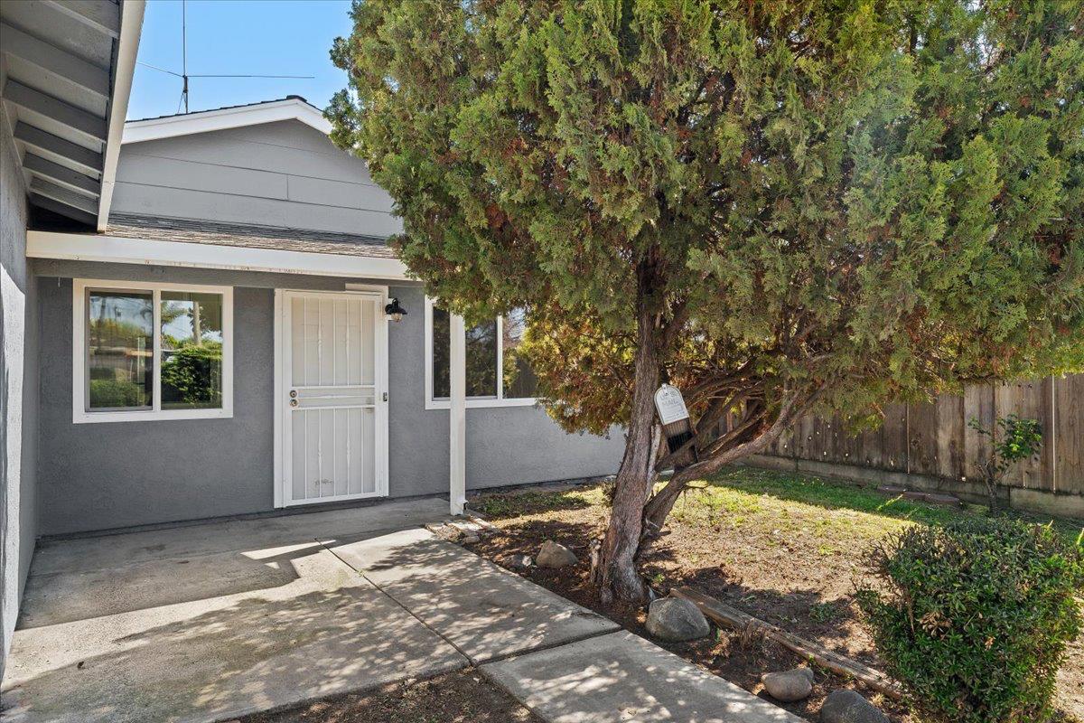360 Park Ave, Manteca, CA 95337