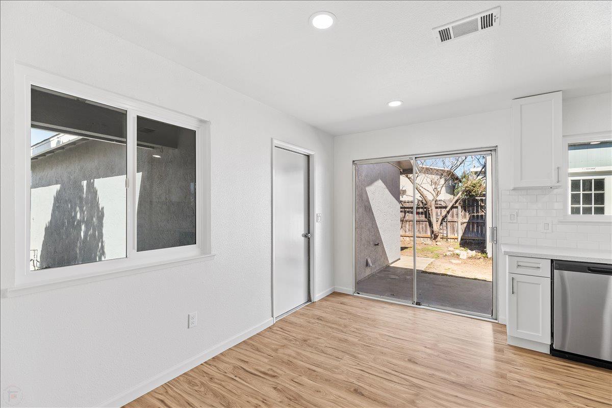 360 Park Ave, Manteca, CA 95337