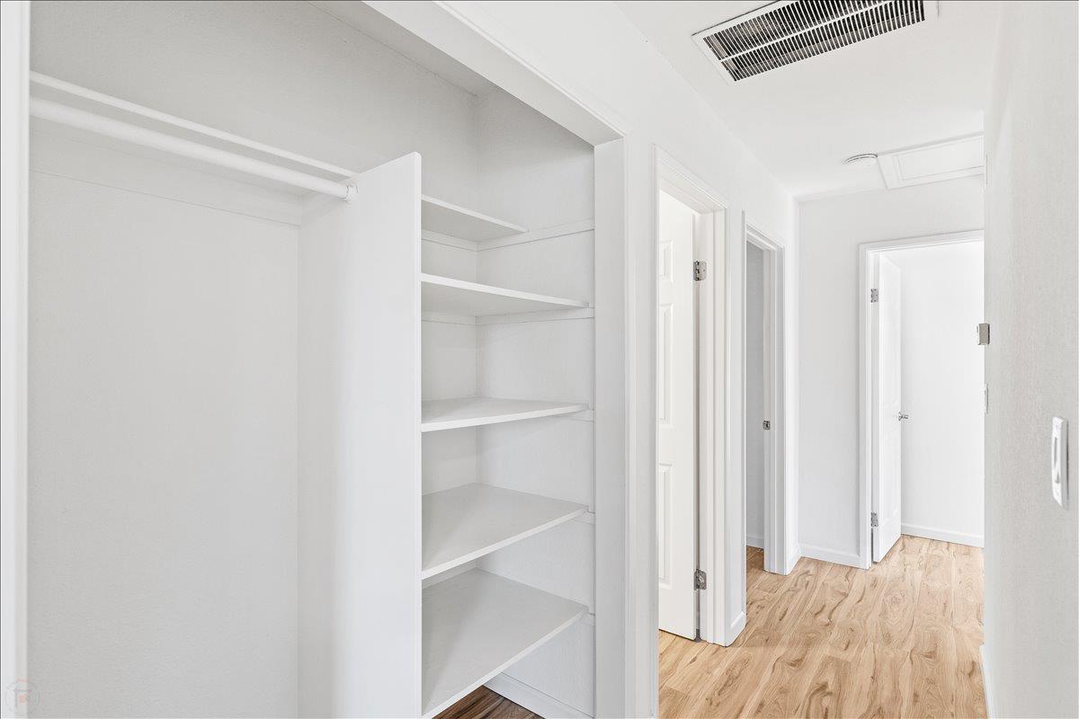 360 Park Ave, Manteca, CA 95337