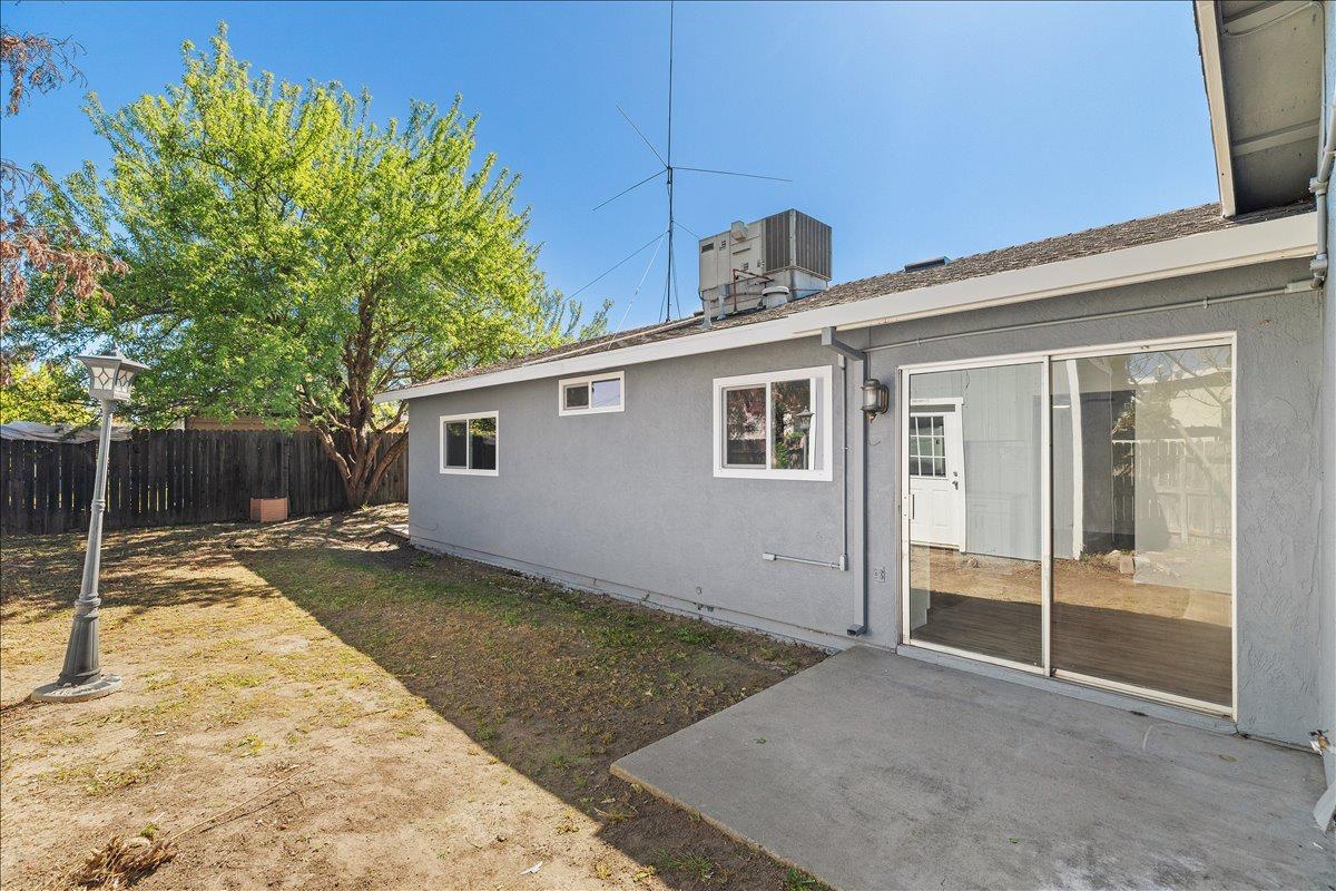 360 Park Ave, Manteca, CA 95337