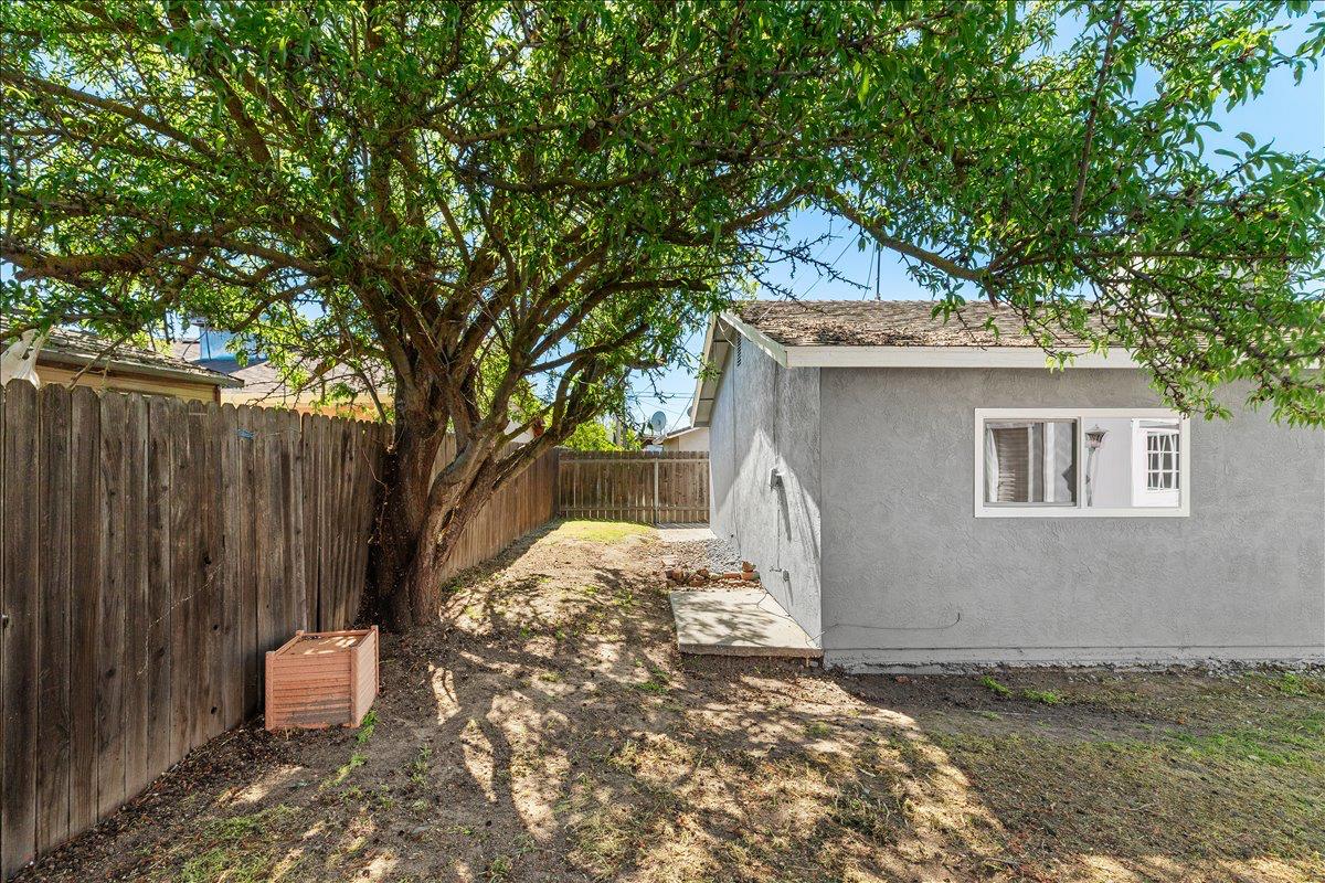 360 Park Ave, Manteca, CA 95337