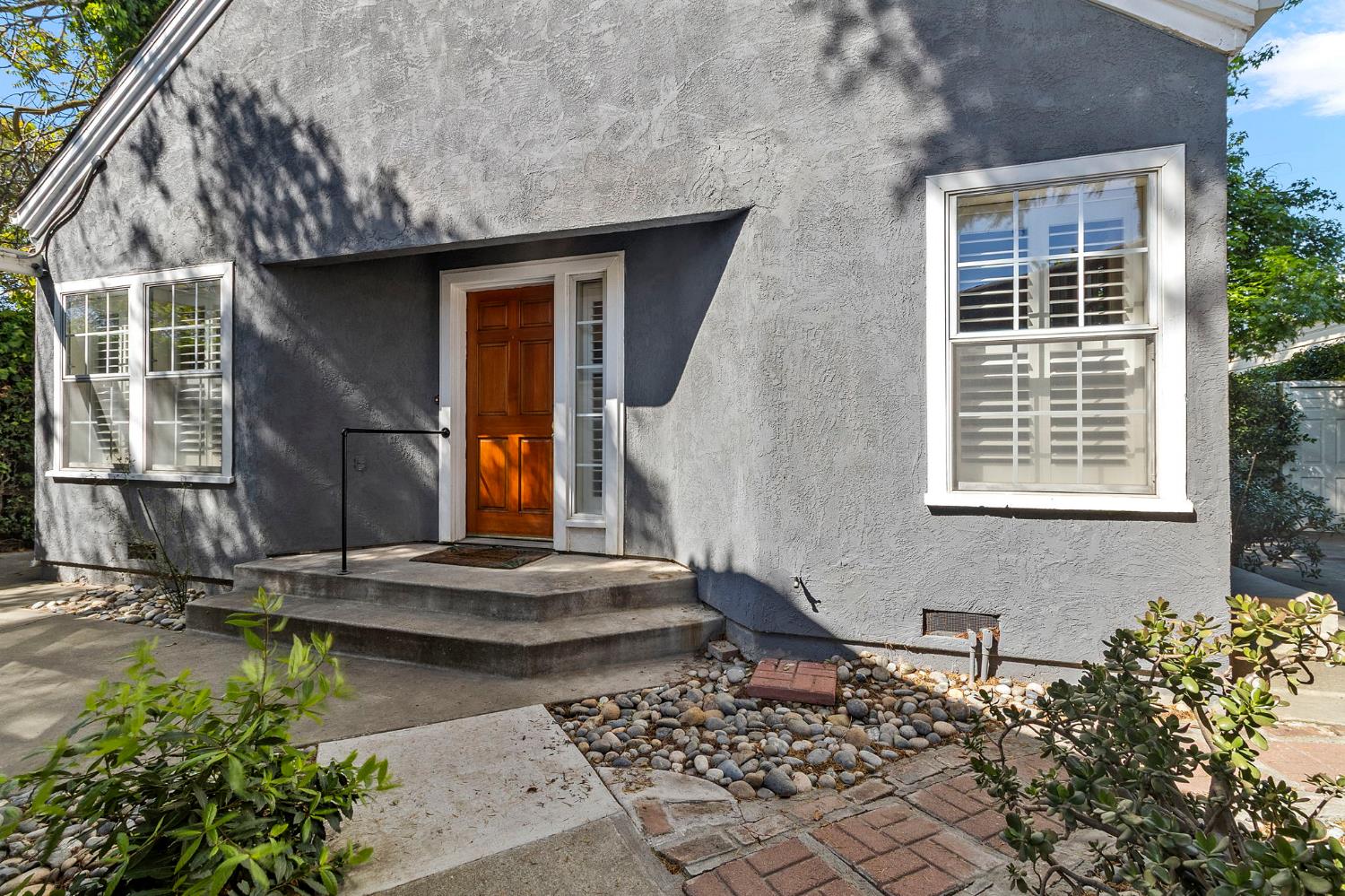 1615 College Ave, Modesto, CA 95350