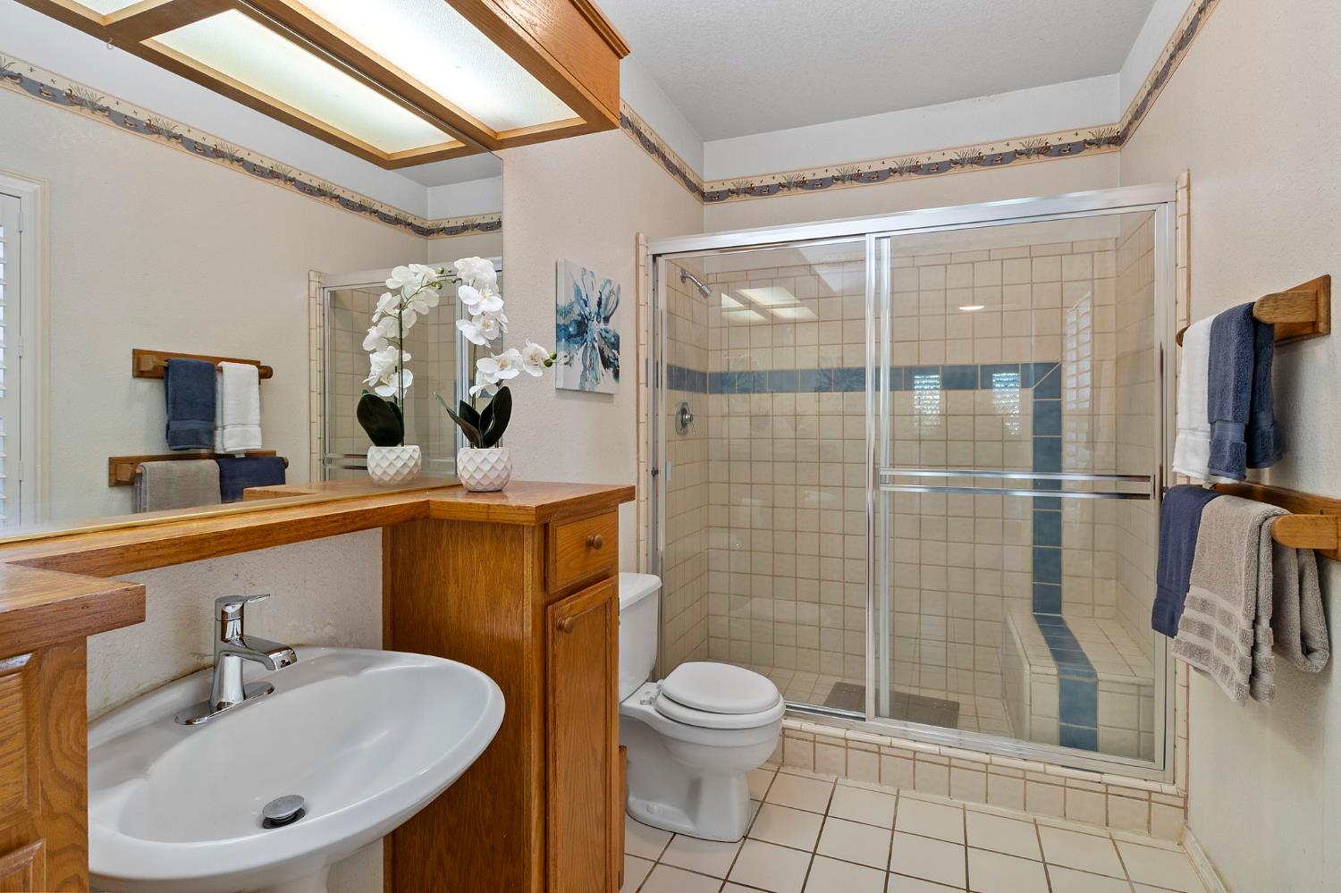 1615 College Ave, Modesto, CA 95350