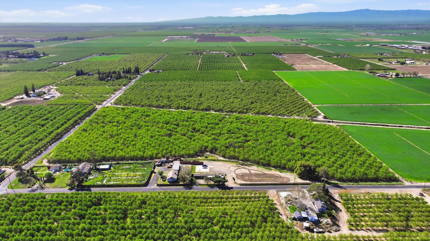 23131 Tinnin Rd, Manteca, CA 95337