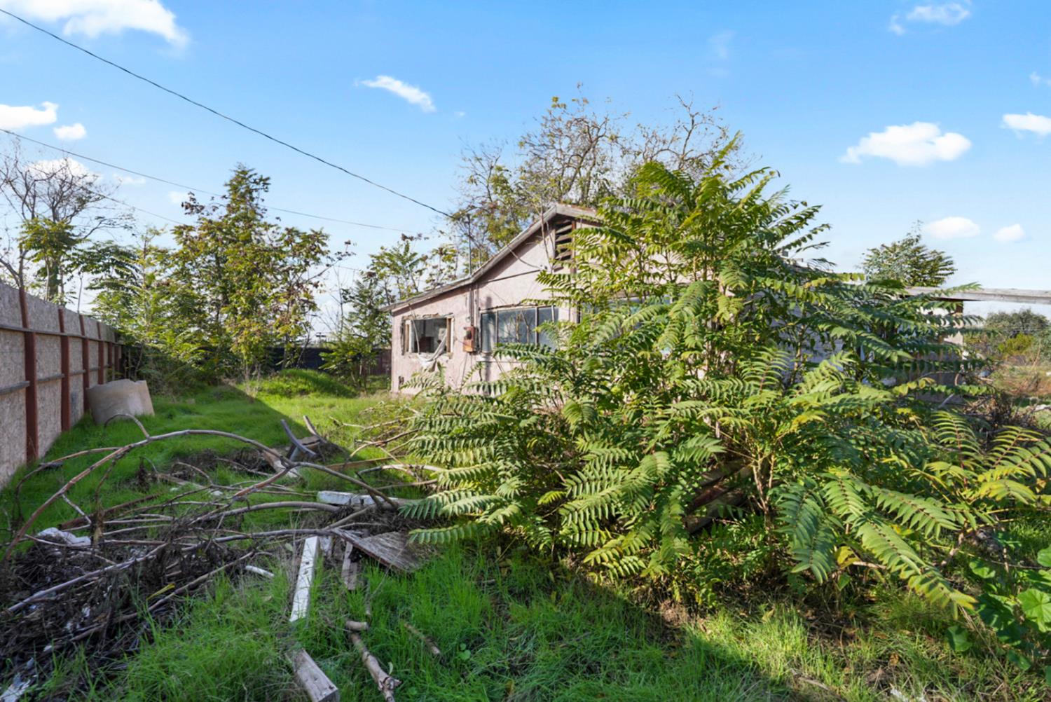 132 Pecos Ave, Modesto, CA 95351