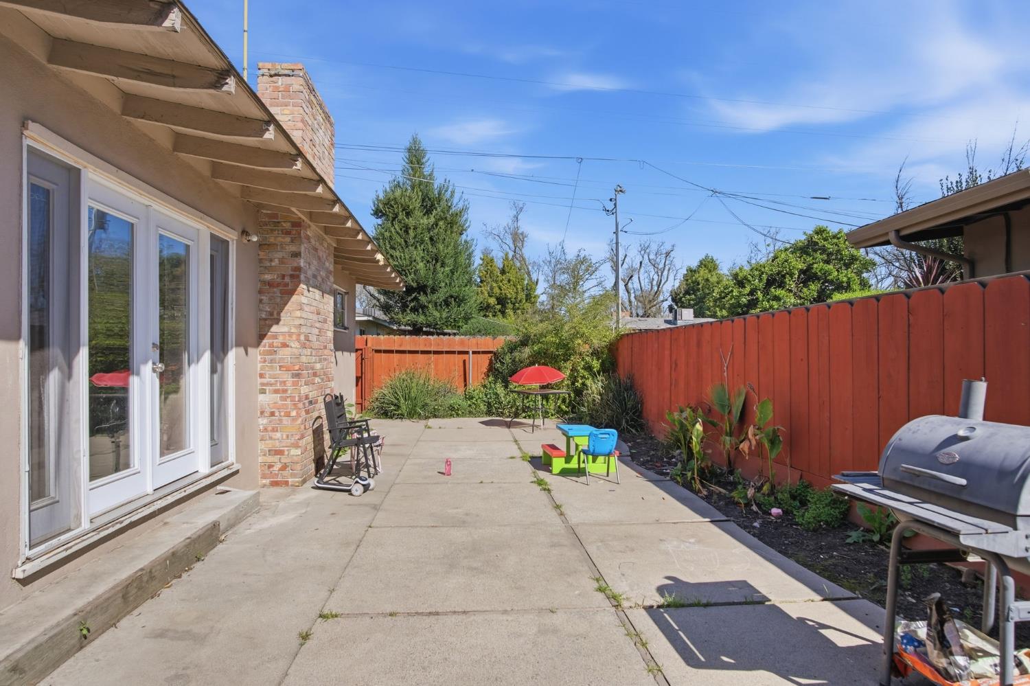 820 Tully Rd, Modesto, CA 95350