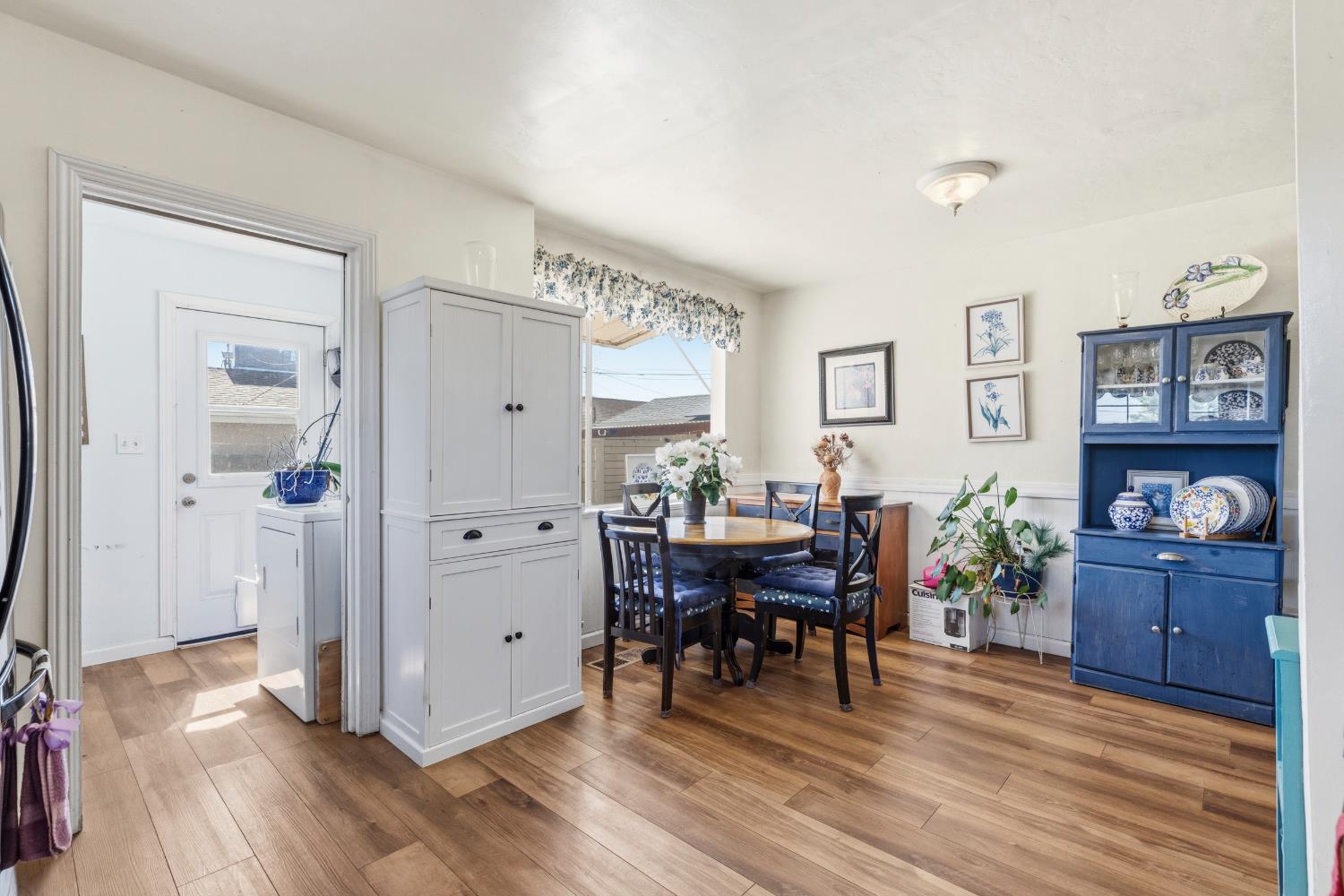 621 Poplar St, Oakdale, CA 95361