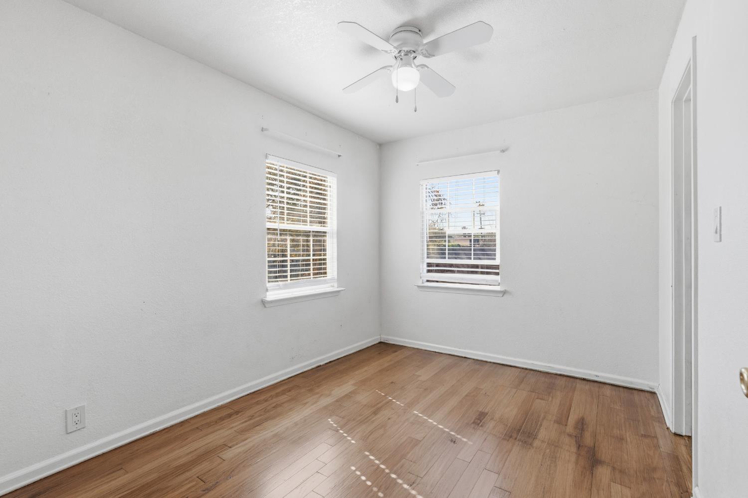 621 Poplar St, Oakdale, CA 95361