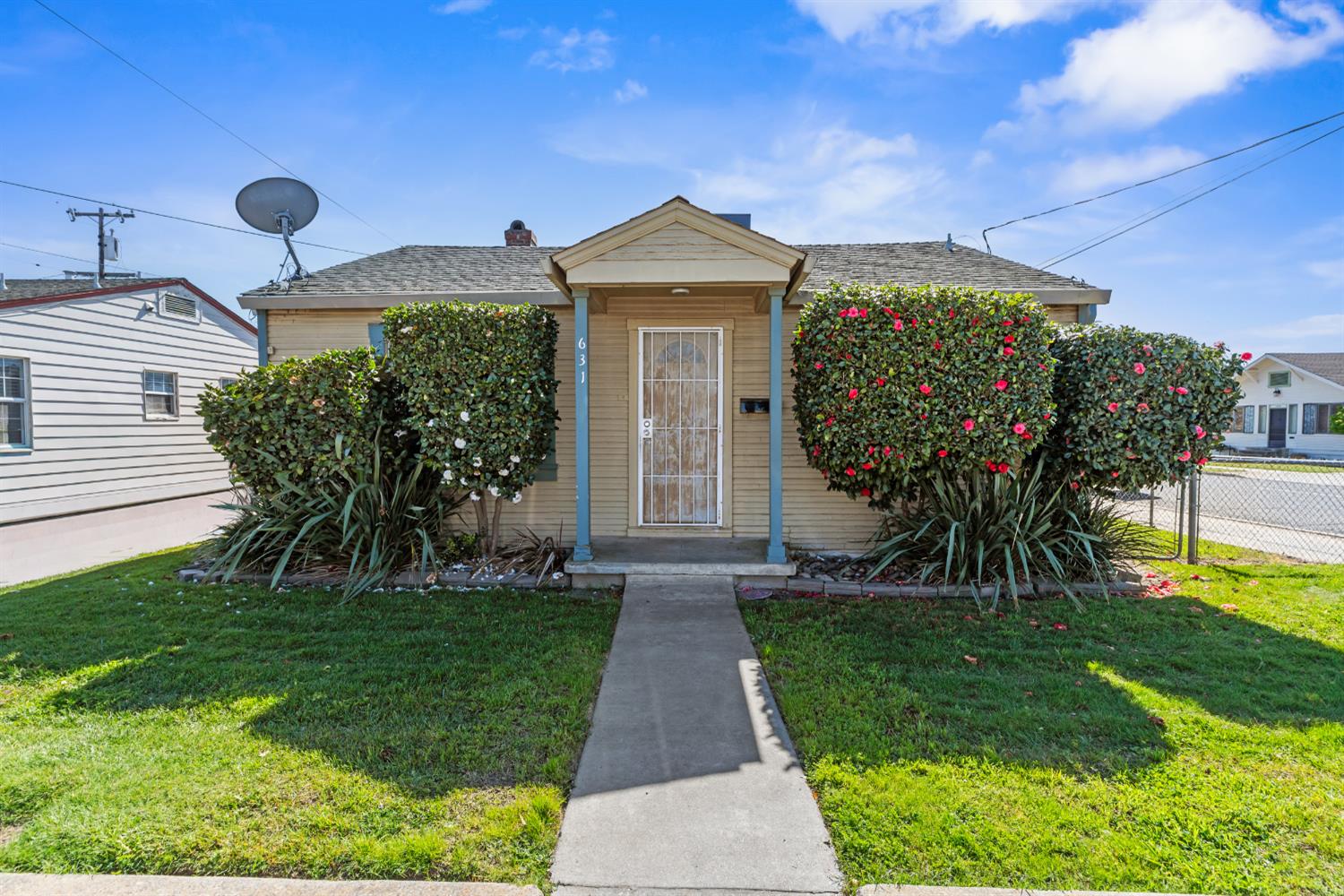 621 Poplar St, Oakdale, CA 95361