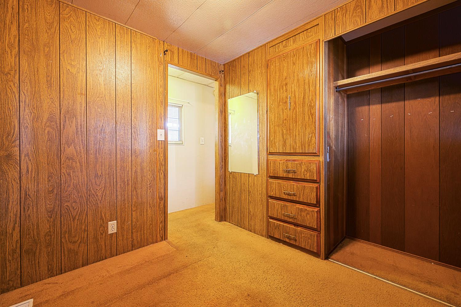 150 Pestana Ave #111, Manteca, CA 95336