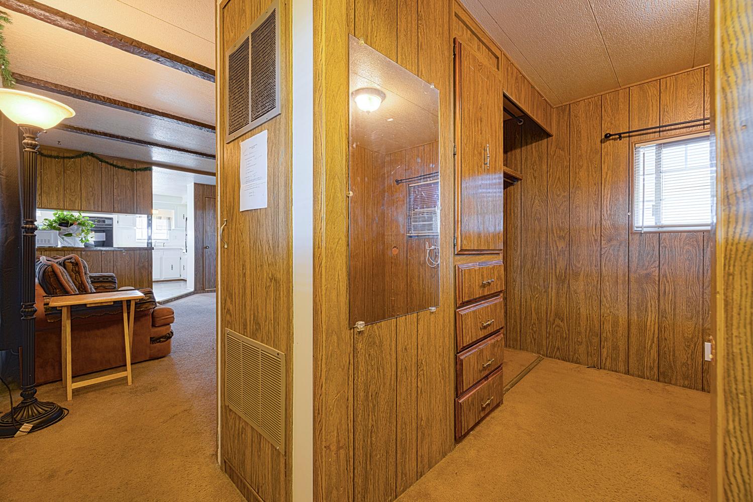 150 Pestana Ave #111, Manteca, CA 95336