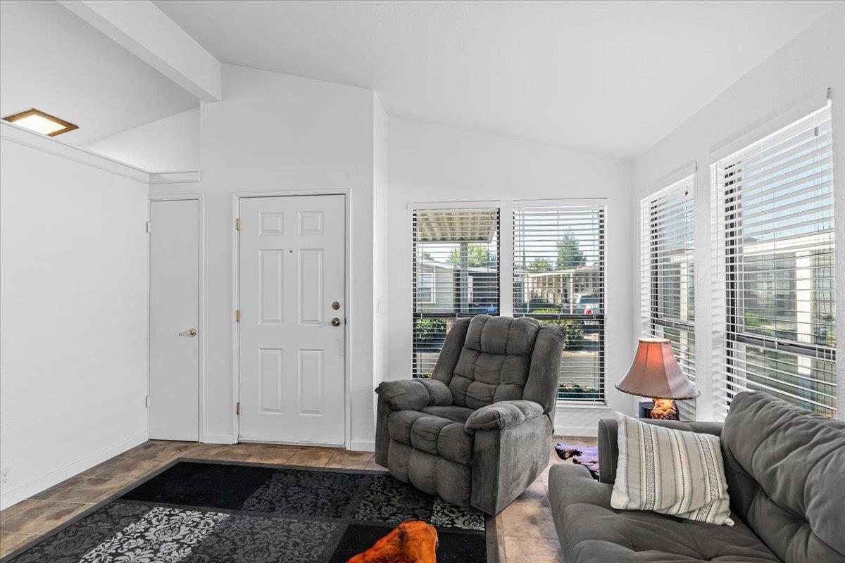 1500 Held Ave #79, Modesto, CA 95355