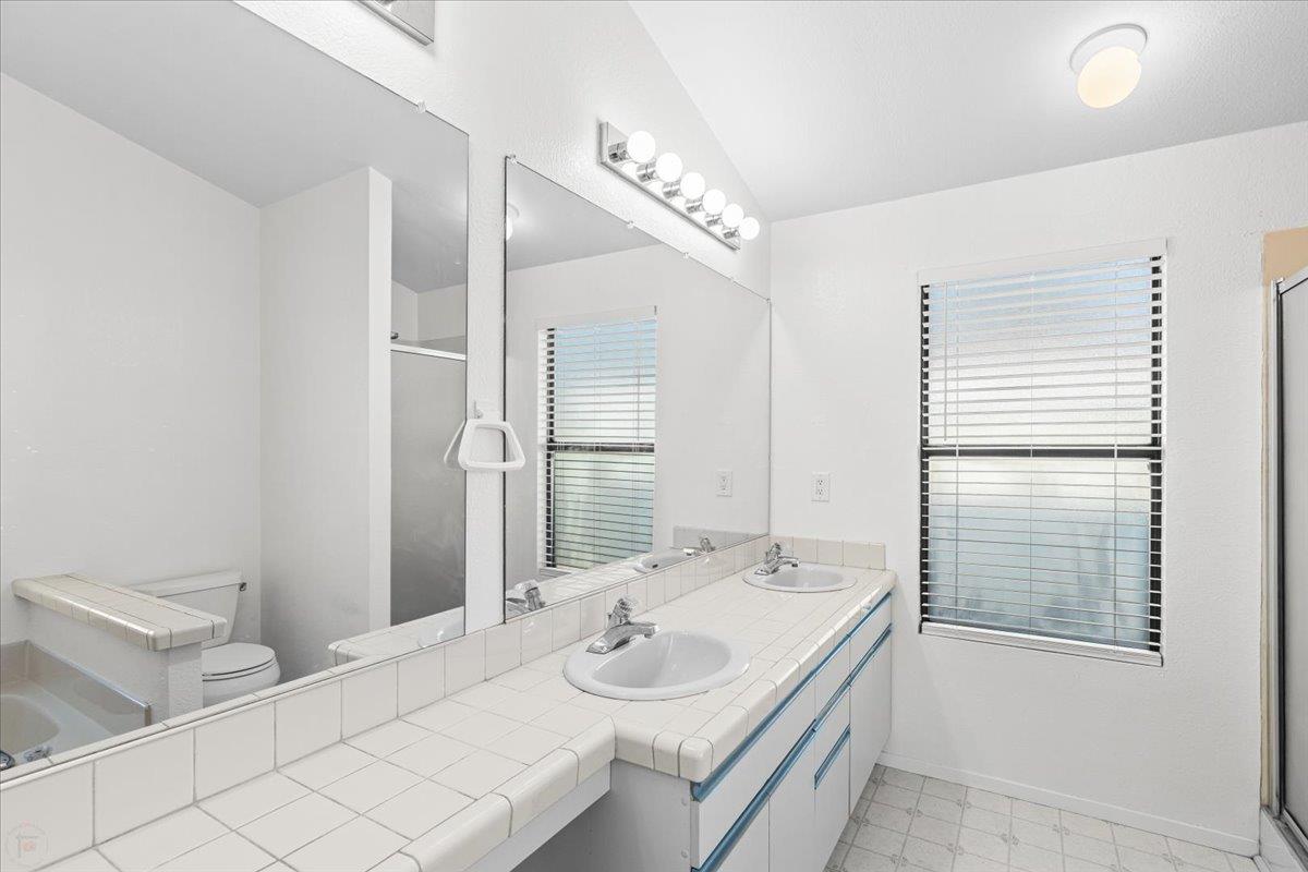 1500 Held Ave #79, Modesto, CA 95355