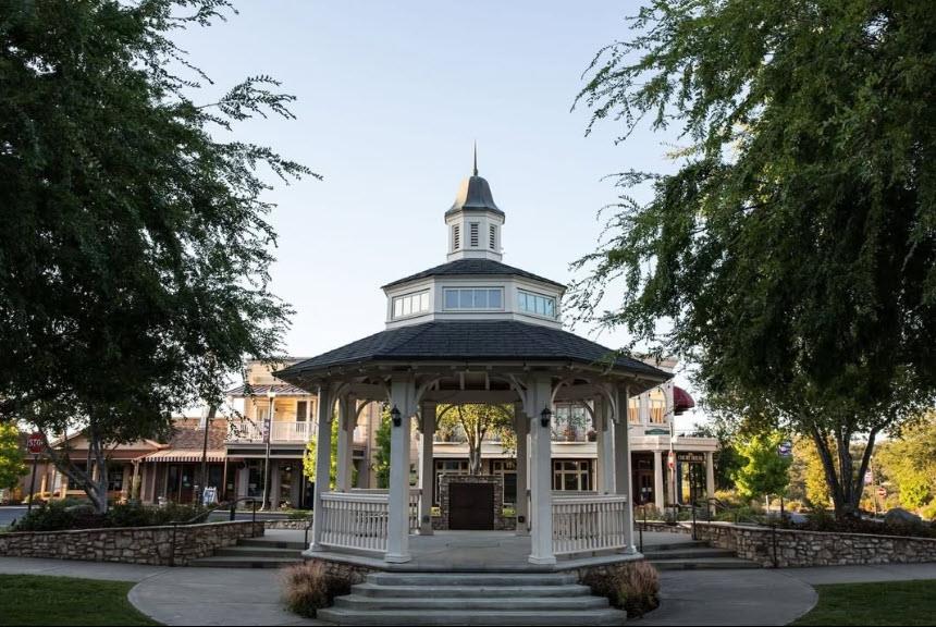 383 Quail Creek Dr, Copperopolis, CA 95228