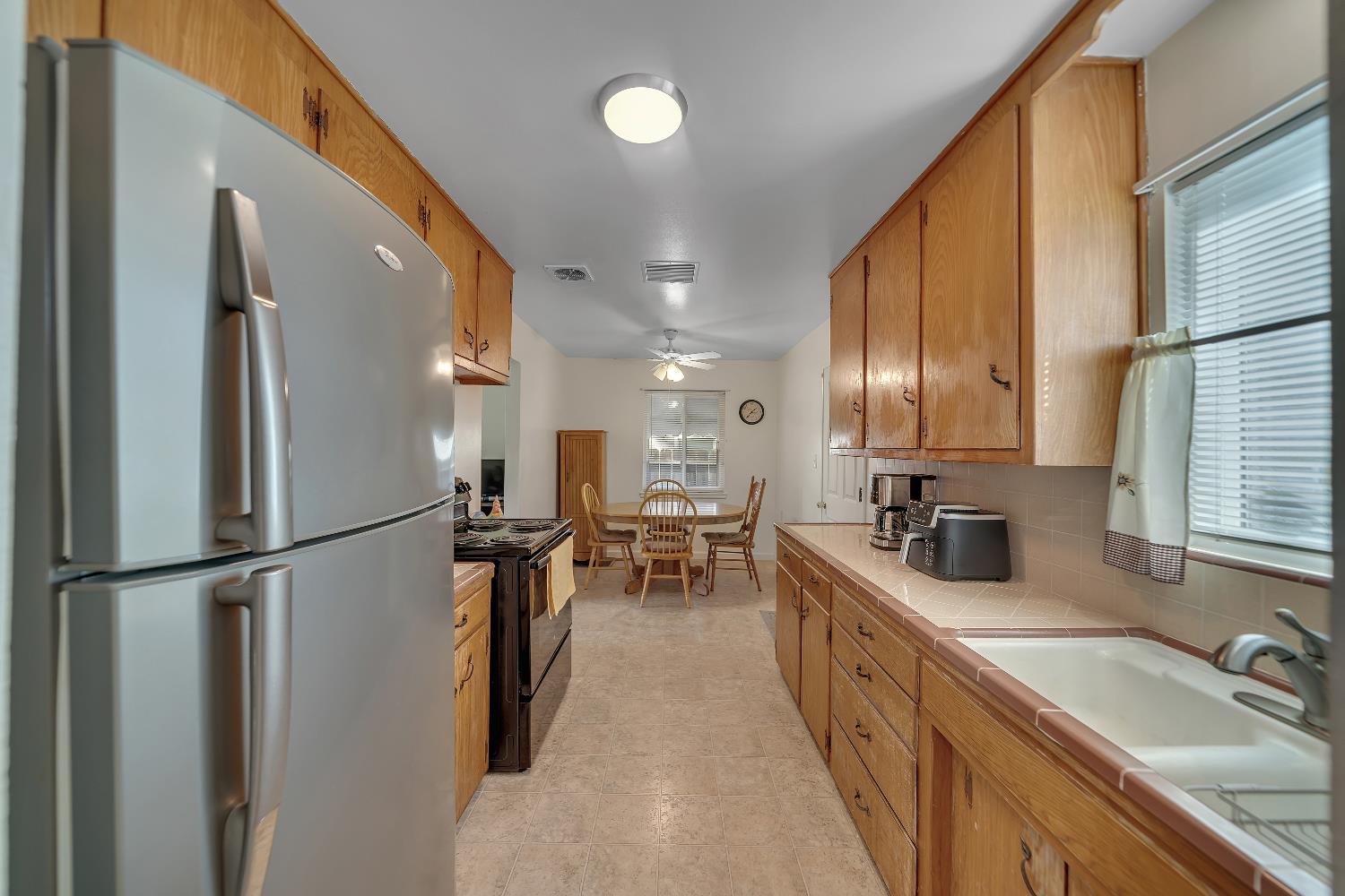 401 Bruce Ave, Modesto, CA 95350