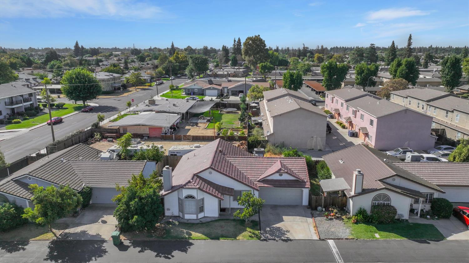 1227 Windsor Ct, Turlock, CA 95380