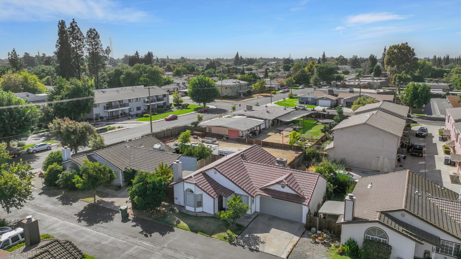 1227 Windsor Ct, Turlock, CA 95380