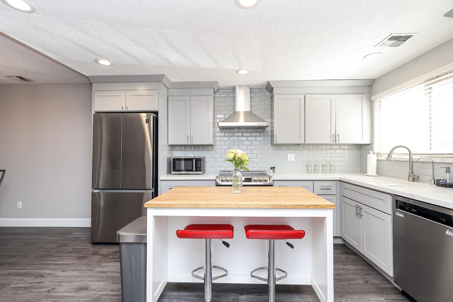 3036 Andre Ln, Turlock, CA 95382