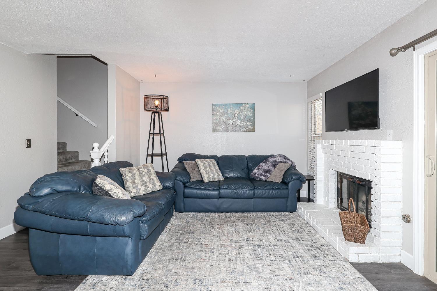 3036 Andre Ln, Turlock, CA 95382