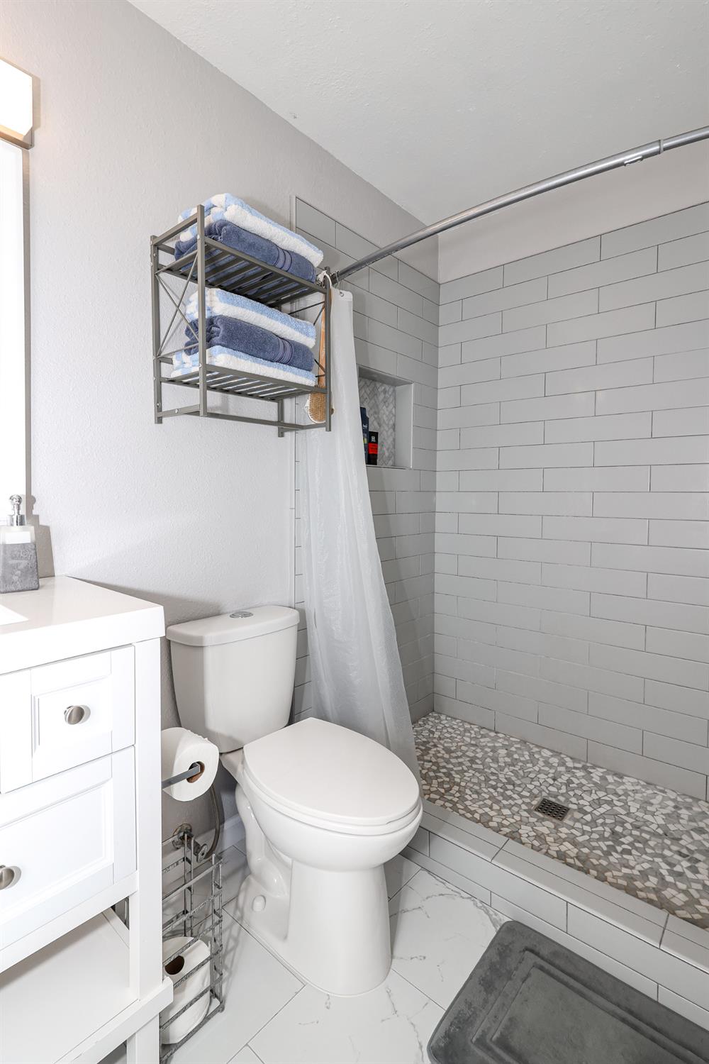 3036 Andre Ln, Turlock, CA 95382